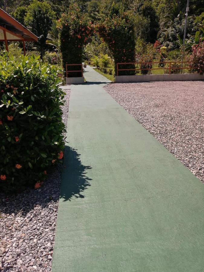 קאוויטה Puerto Vargas Lodge מראה חיצוני תמונה